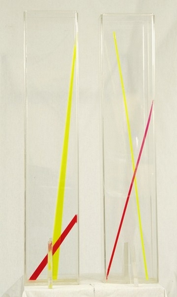 Milo-Renato-nº1-diptico-acrílico-traslúcido-y-transparente-100cm-x-25cm-x-20cm-2001